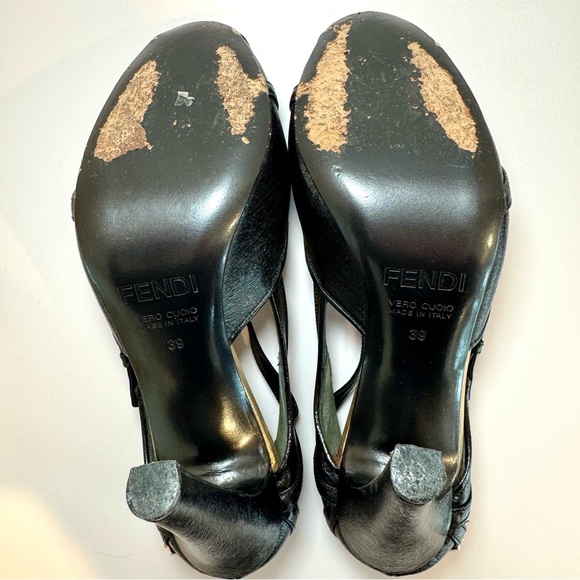 Fendi Black Leather Peep Toe D’Orsay Pumps W Gold Buckle Accents, Size 39 - Picture 13 of 14